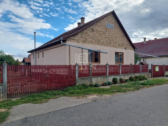 Eladó családi ház, Hajdúdorogon 44 M Ft, 2 szobás
