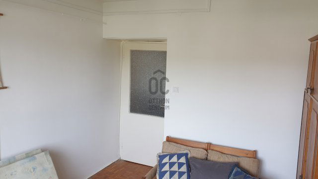 Eladó panellakás, Ózdon 9.8 M Ft, 2 szobás