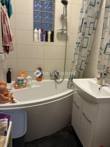 Eladó téglalakás, Budapesten, XX. kerületben 51.5 M Ft, 2 szobás