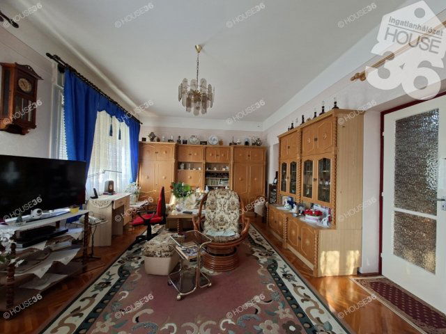 Eladó családi ház, Kiskunfélegyházán 72.5 M Ft, 4 szobás