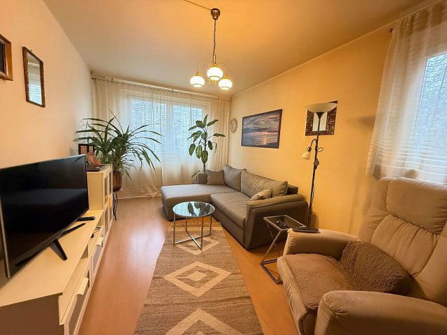 Eladó panellakás, Budapesten, III. kerületben 82.9 M Ft, 3 szobás