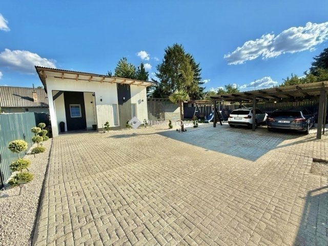 Eladó családi ház, Szigetszentmiklóson 85 M Ft, 3 szobás