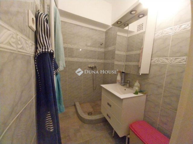 Eladó családi ház, Szegeden 184.9 M Ft, 4+1 szobás