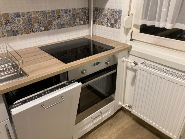 Kiadó téglalakás, albérlet, III. kerületben, Amfiteátrum utcában