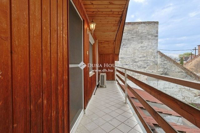 Eladó családi ház, Budapesten, XVIII. kerületben 109 M Ft