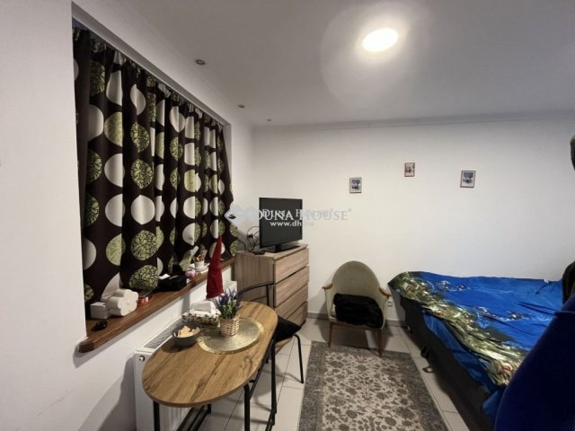 Eladó téglalakás, Szombathelyen 19.99 M Ft, 1 szobás