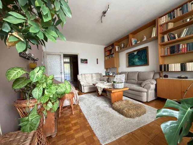 Eladó téglalakás, Tatabányán 54.9 M Ft, 3 szobás