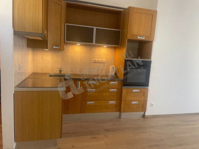 Kiadó téglalakás, albérlet, XIII. kerületben, Csángó utcában