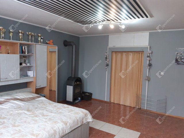 Eladó családi ház, Szolnokon 44.99 M Ft, 4 szobás