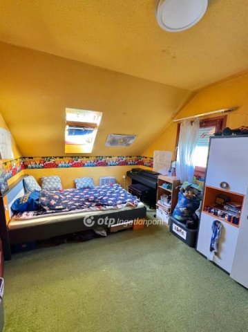 Eladó ikerház, Szigetszentmiklóson 83.5 M Ft, 4 szobás