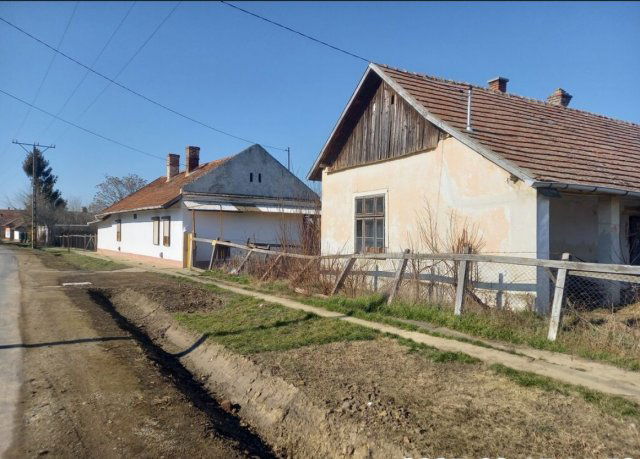 Eladó családi ház, Füzesgyarmaton, Táncsics utcában 1.8 M Ft