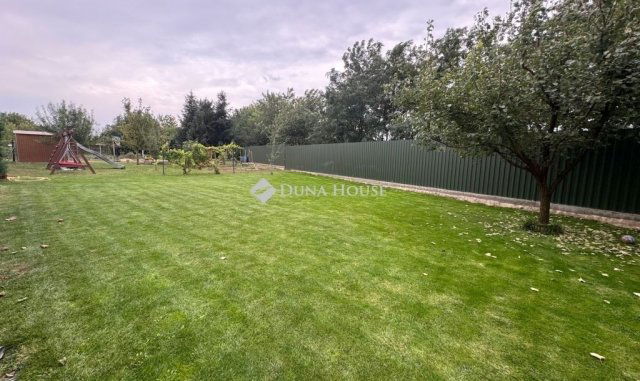 Eladó családi ház, Debrecenben 138 M Ft, 4 szobás