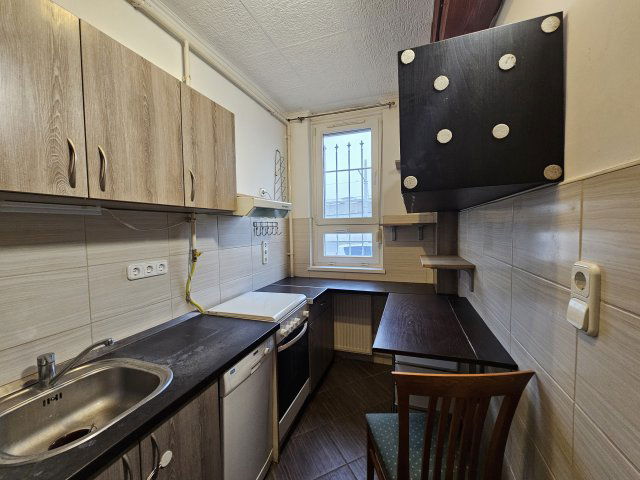 Eladó téglalakás, Budapesten, IX. kerületben 64.9 M Ft, 2 szobás