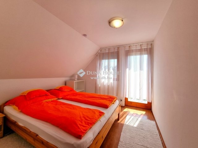 Eladó családi ház, Szihalmon 49.9 M Ft, 4 szobás