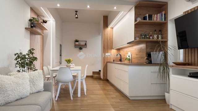 Eladó családi ház, Debrecenben 115.9 M Ft, 4 szobás