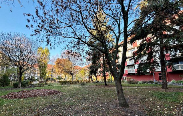 Eladó panellakás, Budapesten, XV. kerületben 52 M Ft, 1 szobás