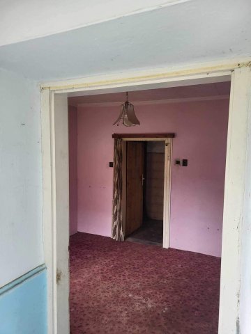 Eladó családi ház, Lesenceistvándon 15.5 M Ft, 1 szobás