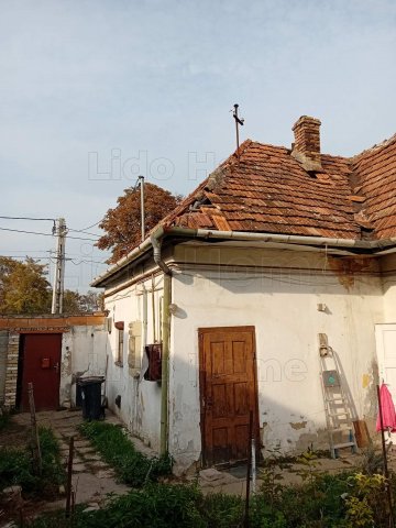 Eladó családi ház, Győrött 14.49 M Ft, 1 szobás