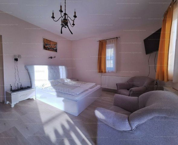 Eladó családi ház, Hévízen 139.75 M Ft, 5 szobás