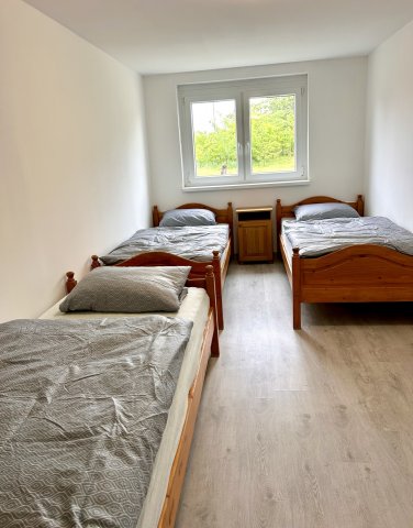 Kiadó családi ház, albérlet, Banán 750 E Ft / hó, 4 szobás