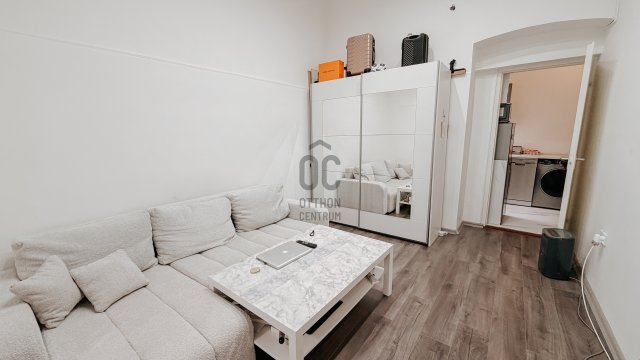 Eladó téglalakás, Budapesten, VII. kerületben 86.9 M Ft