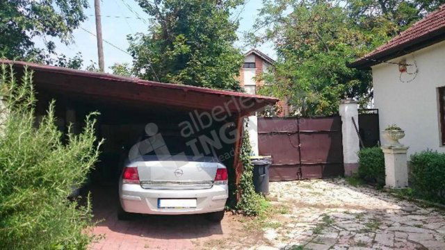 Kiadó családi ház, albérlet, XVIII. kerületben, Nemes utcában