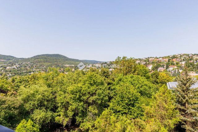 Eladó ikerház, Budapesten, II. kerületben 375 M Ft, 5 szobás