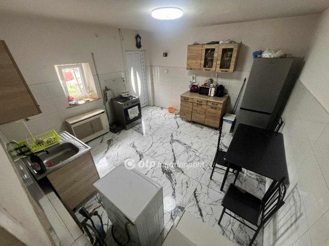 Eladó családi ház, Tápiógyörgyén 26.5 M Ft, 3 szobás