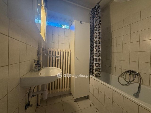 Eladó téglalakás, Budapesten, II. kerületben 96 M Ft, 3 szobás