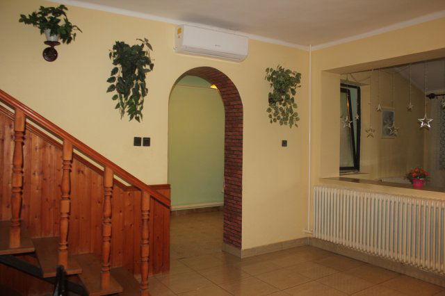 Eladó családi ház, Egyházaskeszőn 38 M Ft, 4 szobás