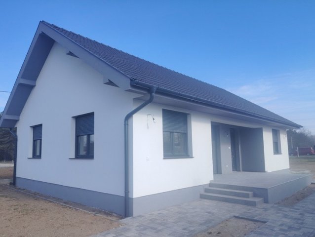 Eladó családi ház, Dabason 92.5 M Ft, 1+3 szobás