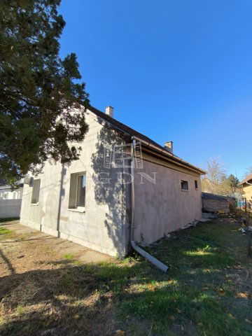 Eladó családi ház, Erdőkertesen 65 M Ft, 2+1 szobás