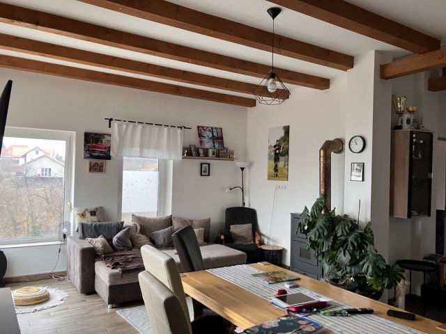 Eladó családi ház, Sukorón 120 M Ft, 3 szobás