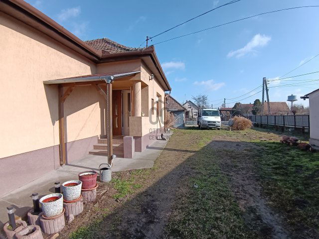 Eladó családi ház, Dömsödön 48.9 M Ft, 4 szobás