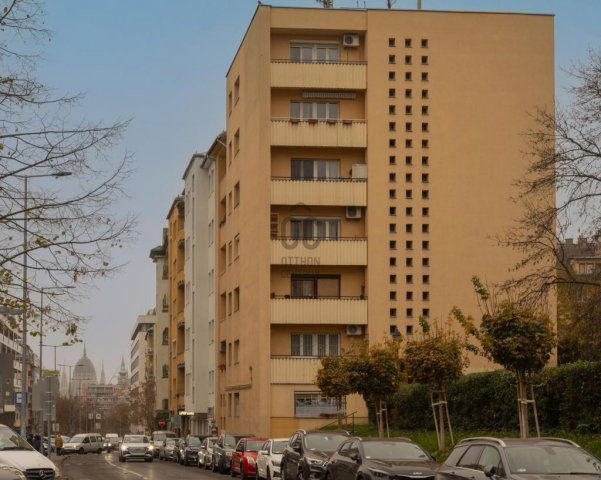 Eladó téglalakás, Budapesten, I. kerületben 109.9 M Ft, 2 szobás