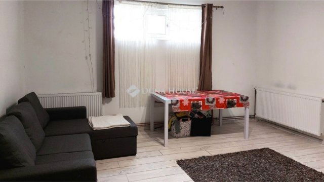 Eladó családi ház, Monoron 32.9 M Ft, 2 szobás