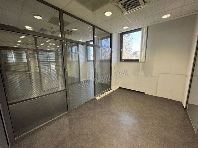 Kiadó üzlethelyiség, Budapesten, II. kerületben 1200 E Ft / hó