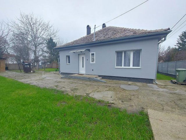 Eladó családi ház, Gödön 95 M Ft, 3 szobás