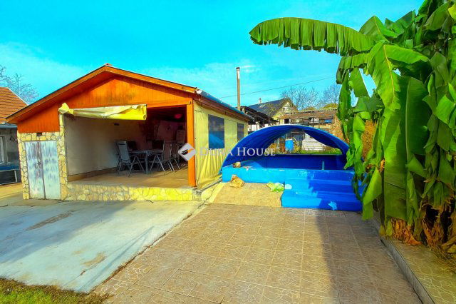 Eladó családi ház, Dunavecsén, Móricz Zsigmond utcában 34 M Ft