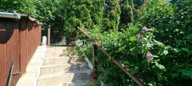 Eladó családi ház, Budaörsön 78.9 M Ft, 3 szobás