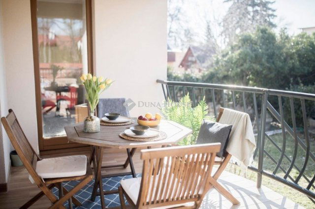 Eladó téglalakás, Budapesten, XVI. kerületben 140 M Ft, 4 szobás