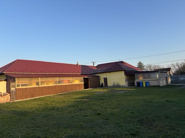 Kiadó üzlethelyiség, Tiszapalkonyán 55000 E Ft / hó