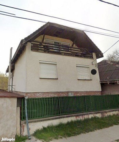 Eladó családi ház, Mendén 40 M Ft, 3 szobás