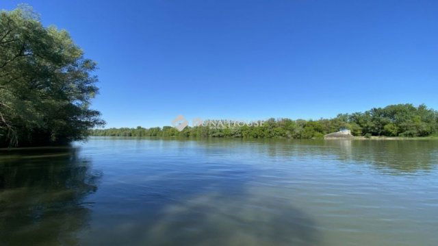 Eladó ipari ingatlan, Leányfaluban 365 M Ft / költözzbe.hu