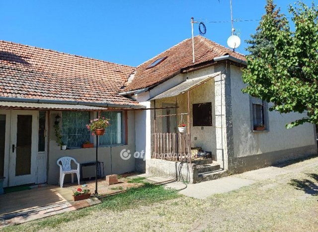 Eladó családi ház, Tiszaalpáron 29 M Ft, 2+3 szobás