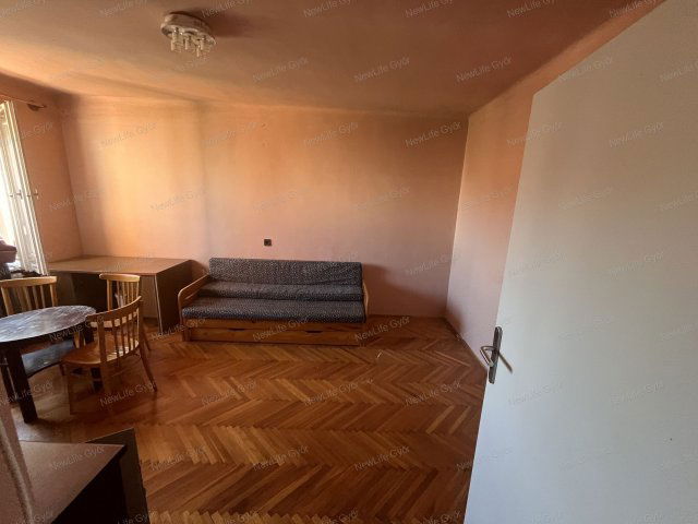 Eladó téglalakás, Győrött, Botond utcában 44.9 M Ft