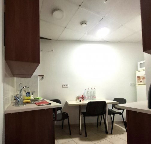 Kiadó iroda, Budapesten, XXI. kerületben 120 E Ft / hó, 1 szobás
