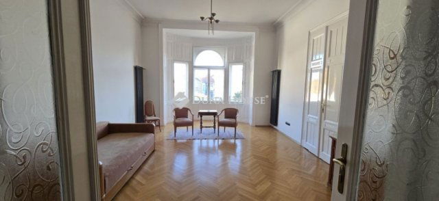 Eladó téglalakás, Budapesten, VI. kerületben 118.9 M Ft