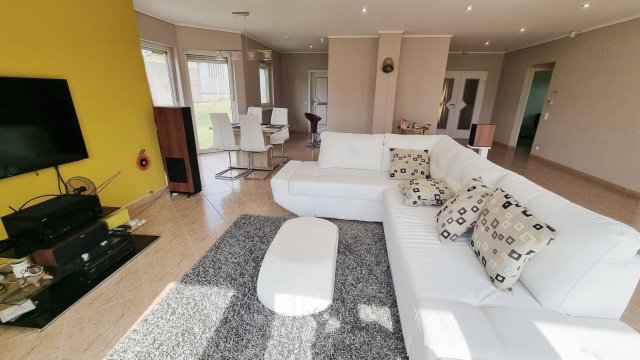 Eladó családi ház, Nyíregyházán 92 M Ft, 2+1 szobás