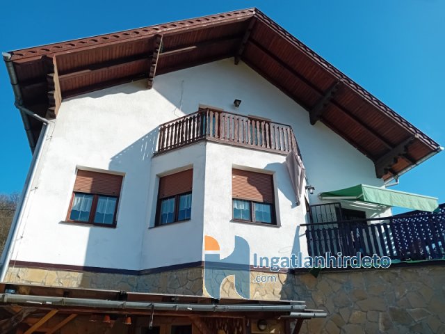 Eladó családi ház, Zalacsányon 125 M Ft, 5 szobás